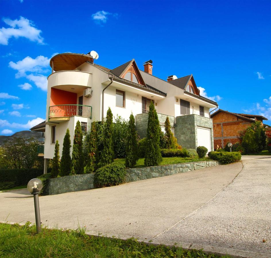 Villa Skenderija East By Poppy Sarajevo Buitenkant foto